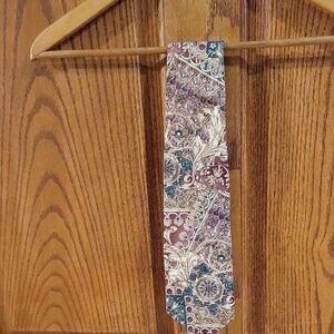 Bill Blass Burgundy and Teal Floral Silk Tie